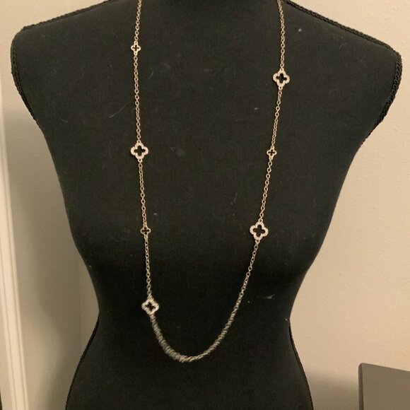 Banana Republic Rhinestone Clover Gold Tone Chain Necklace - Picture 3 of 7